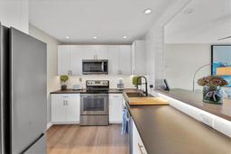 Picture of 4500 Gulf Of Mexico Dr Unit 305, Longboat Key, FL 34228