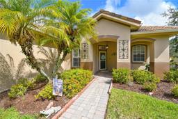Picture of 651 Coronado Dr, Kissimmee, FL 34759