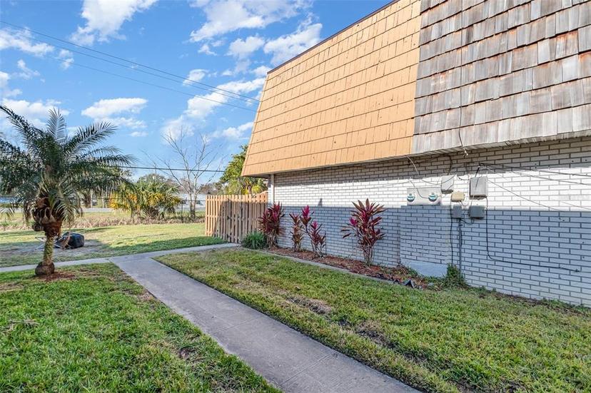 Picture of 118 Moonstone Court Unit 2, Port Orange FL 32129