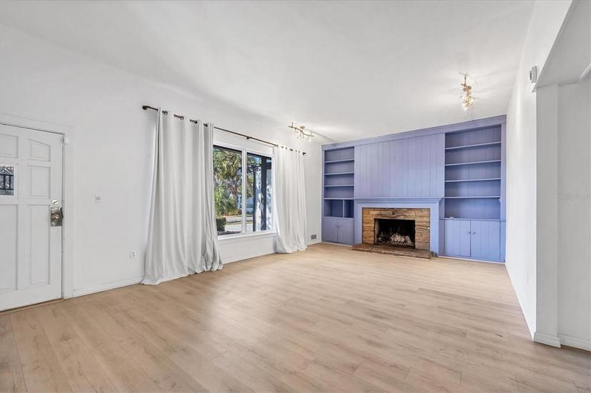 Picture of 1509 Flower Drive, Sarasota FL 34239