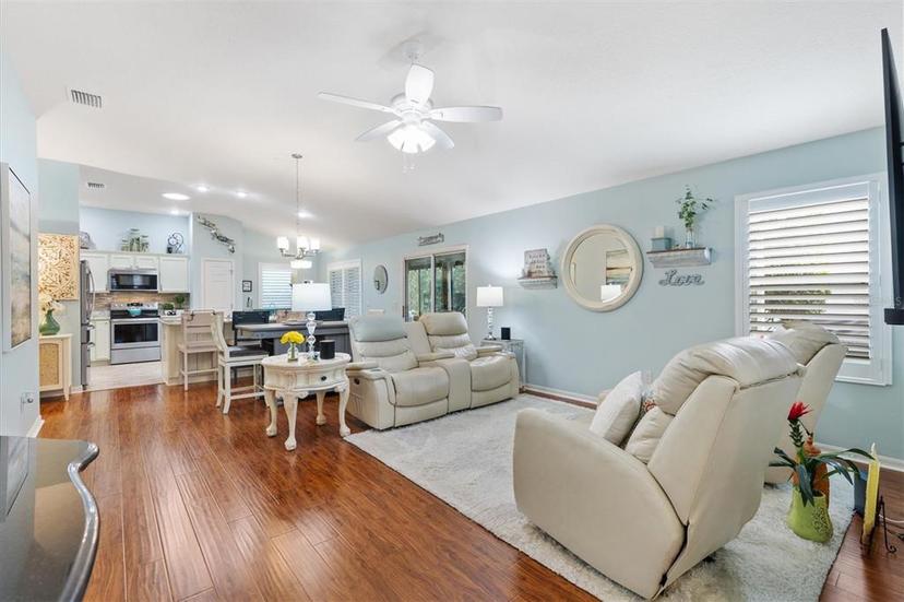 Picture of 893 Fenwick Loop, The Villages FL 32163