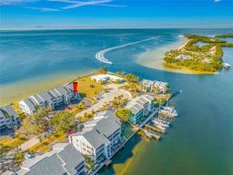 Picture of 828 Bahia Del Sol Drive Unit 59/ A, Ruskin, FL 33570