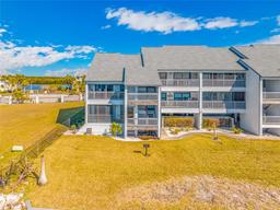 Picture of 828 Bahia Del Sol Drive Unit 59/ A, Ruskin, FL 33570