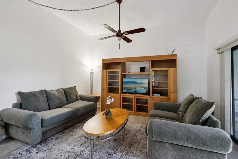 Picture of 600 Cranes Way Unit 206, Altamonte Springs FL 32701
