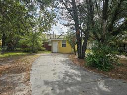 Picture of 1040 Maxey Drive, Winter Garden, FL 34787