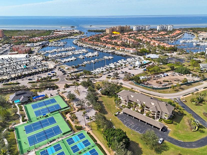 Picture of 3313 Sunset Key Circle Unit 105, Punta Gorda FL 33955