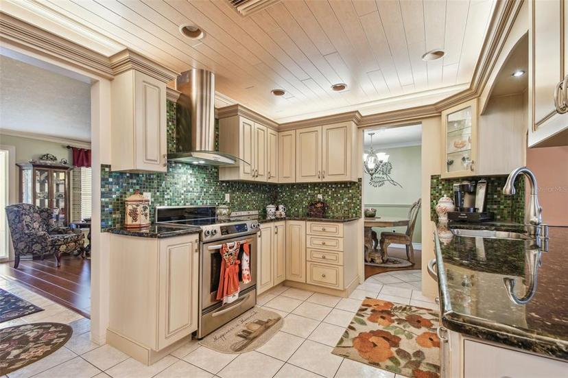 Picture of 9548 141St Street, Seminole FL 33776