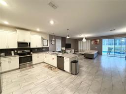 Picture of 1584 Sandbagger Drive, Davenport, FL 33896