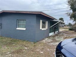 Picture of 1121 Oakland Drive, Tavares, FL 32778