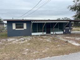 Picture of 1121 Oakland Drive, Tavares, FL 32778