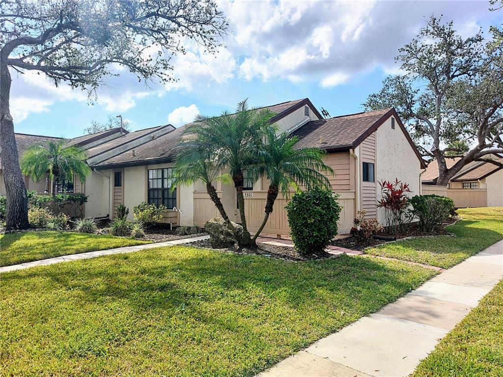 Picture of 5301 Linksman Place, North Port, FL 34287