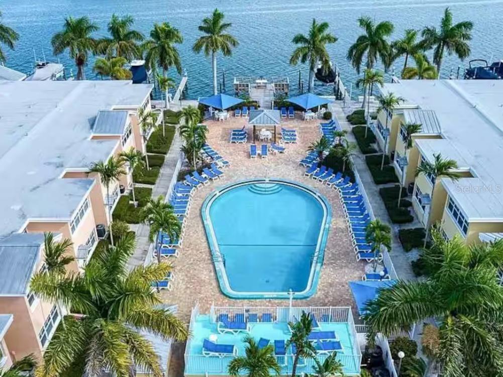 Picture of 19417 Gulf Boulevard Unit F207, Indian Rocks Beach, FL 33785