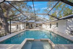 Picture of 3331 Old Oak Drive, Sarasota, FL 34239