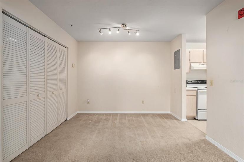 Picture of 2360 SW Archer Road Unit 607, Gainesville FL 32608