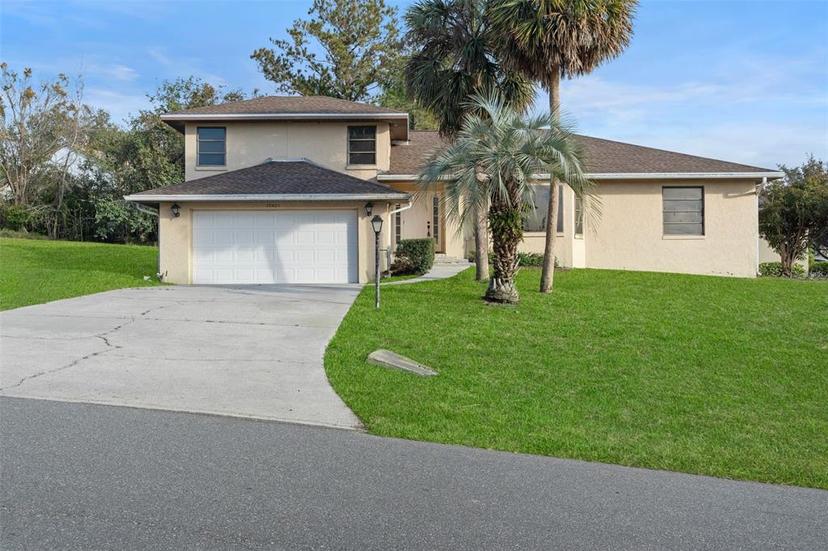 Picture of 10420 Vista Del Sol Circle, Clermont FL 34711
