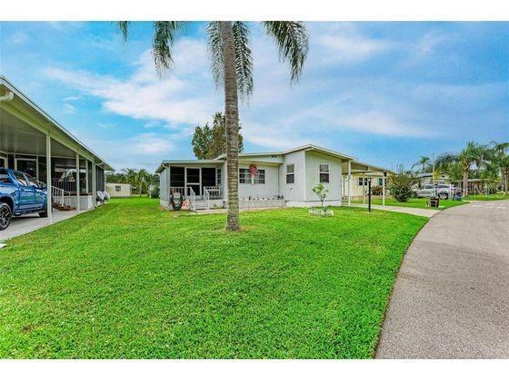 Picture of 921 Faith Circle E Unit 40, Bradenton, FL 34212