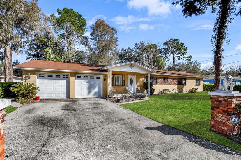 Picture of 1258 SE 13Th Avenue, Gainesville FL 32641