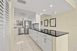 Picture of 6020 Shore Boulevard S Unit 101, Gulfport, FL 33707