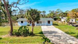 Picture of 712 N Elm Street, Englewood, FL 34223