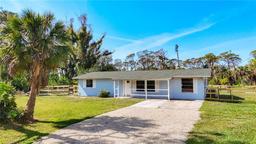 Picture of 712 N Elm Street, Englewood, FL 34223