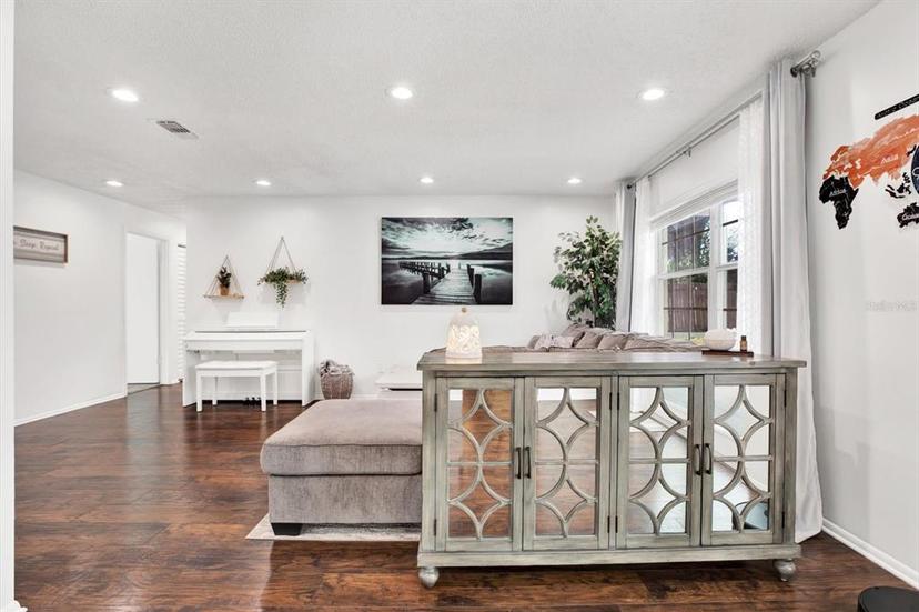 Picture of 1212 Markley Drive, Largo FL 33770
