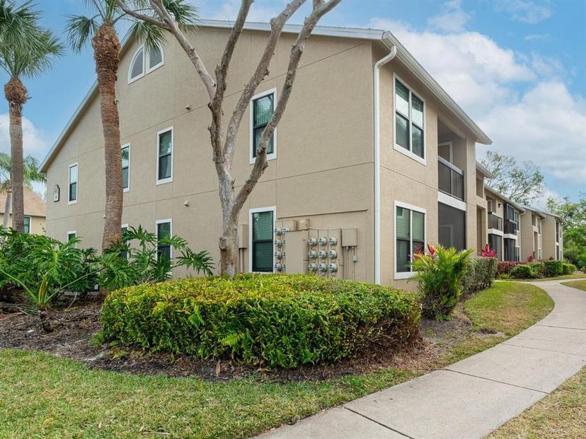 Picture of 4001 Crockers Lake Boulevard Unit 11, Sarasota FL 34238