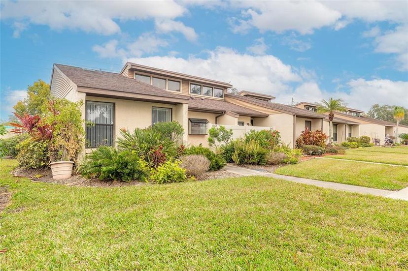 Picture of 1260 Charter Oaks Circle, Daytona Beach FL 32117