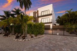 Picture of 201 N Harbor Drive, Holmes Beach, FL 34217
