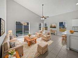 Picture of 812 Lockbreeze Drive, Davenport, FL 33897