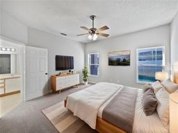 Picture of 812 Lockbreeze Drive, Davenport, FL 33897