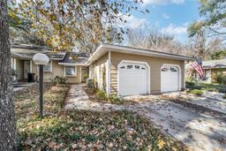 Picture of 838 SW 50Th Way, Gainesville, FL 32607