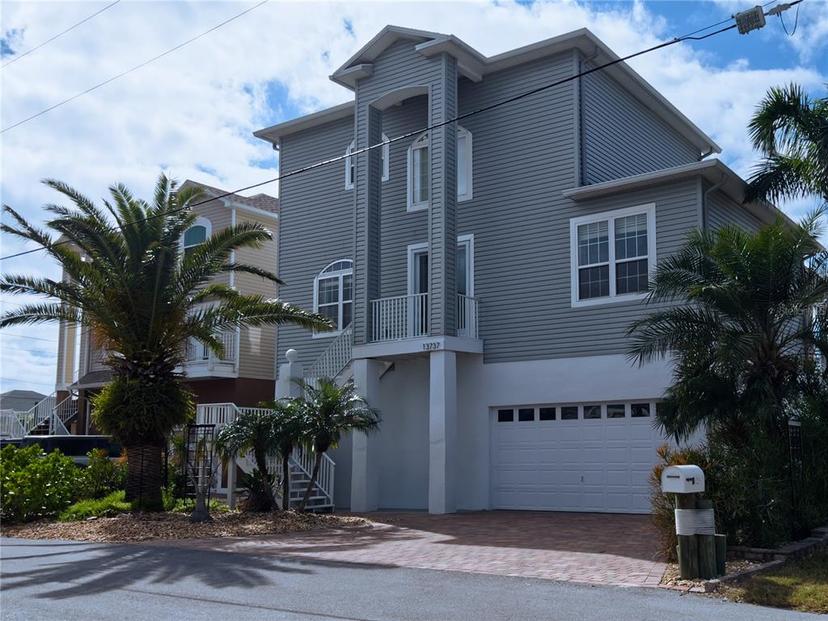 Picture of 13737 Victor Avenue, Hudson FL 34667