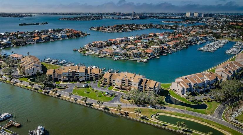 Picture of 2775 Kipps Colony Drive S Unit 105, Gulfport FL 33707
