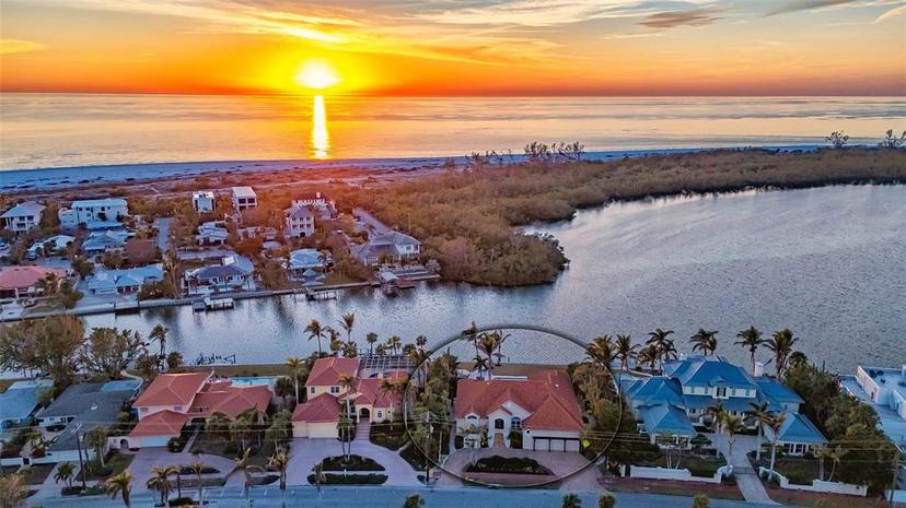 Picture of 400 N Washington Drive, Sarasota FL 34236