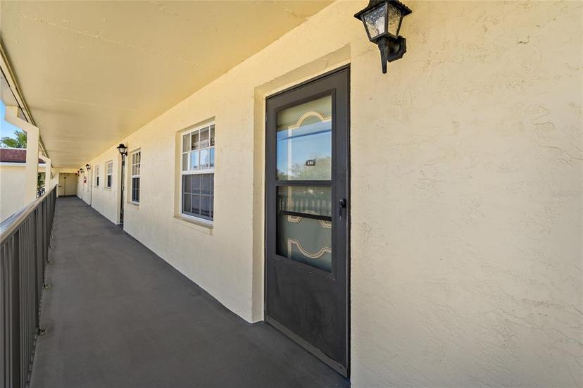 Picture of 1450 Heather Ridge Boulevard Unit 305, Dunedin FL 34698