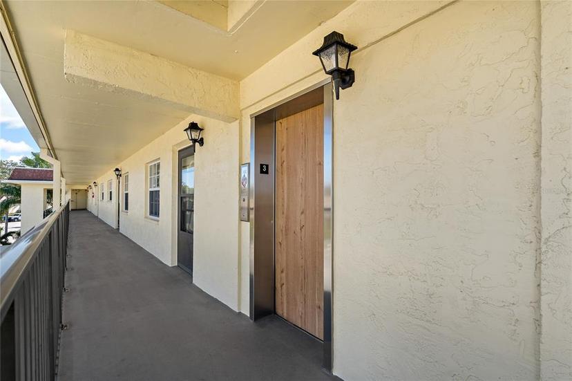 Picture of 1450 Heather Ridge Boulevard Unit 305, Dunedin FL 34698