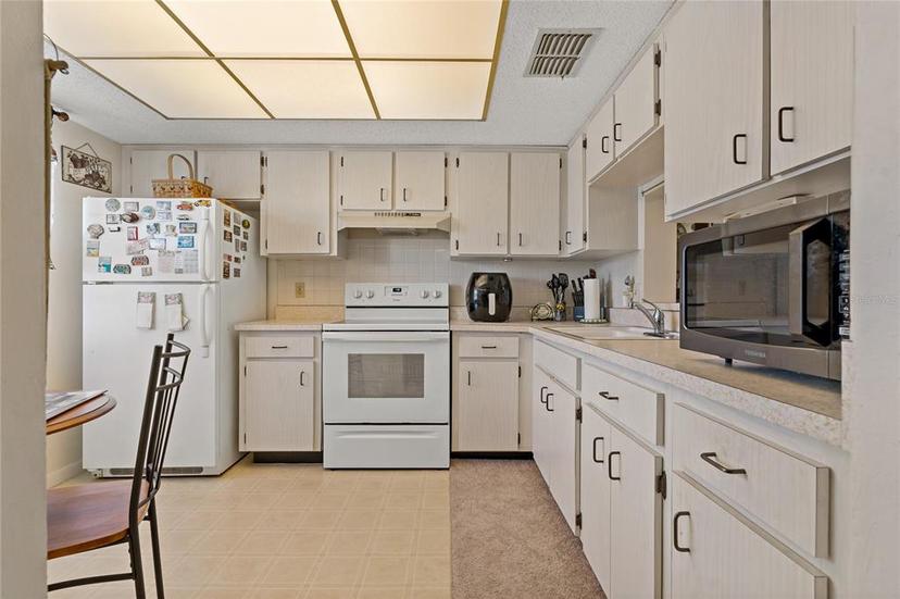 Picture of 1450 Heather Ridge Boulevard Unit 305, Dunedin FL 34698