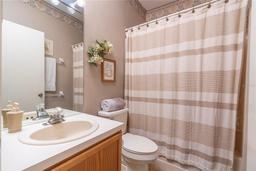 Picture of 5999 Lake Pointe Unit 609, Orlando, FL 32822