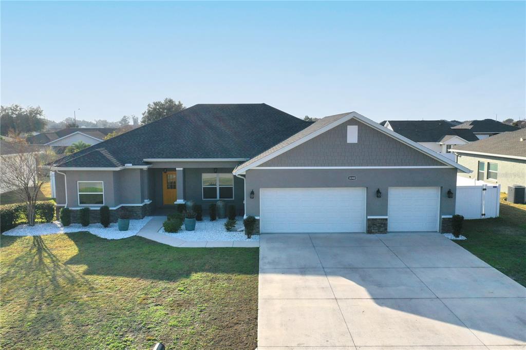Picture of 10300 SE 69Th Terrace, Belleview, FL 34420