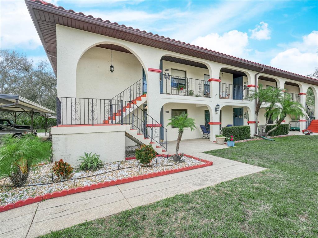 Picture of 2002 Granada Court Unit 1, Lake Wales, FL 33898