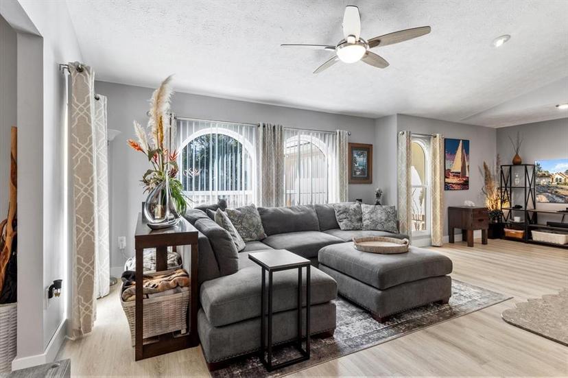 Picture of 84 N Country Club Drive, Crystal River FL 34429