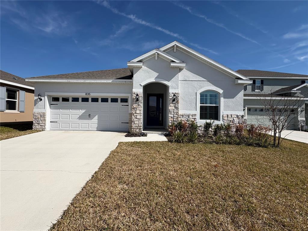 Picture of 835 Griffon Avenue, Lake Alfred, FL 33850
