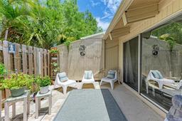 Picture of 500 N Jefferson Avenue Unit C3, Sarasota, FL 34237