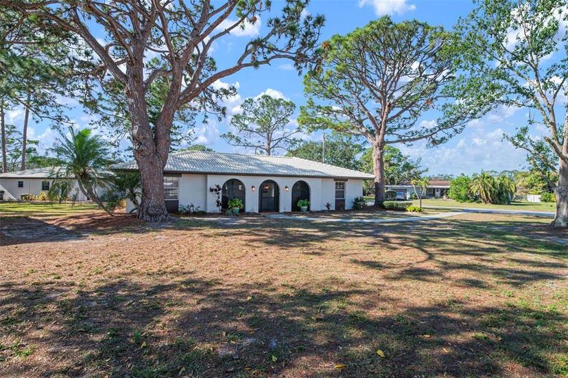 Picture of 407 Degas Drive, Nokomis FL 34275