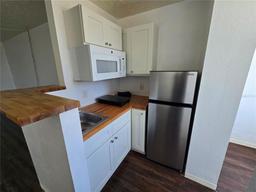 Picture of 935 S Atlantic Avenue Unit 311, Daytona Beach, FL 32118