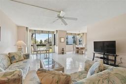 Picture of 644 Island Way Unit 206, Clearwater, FL 33767