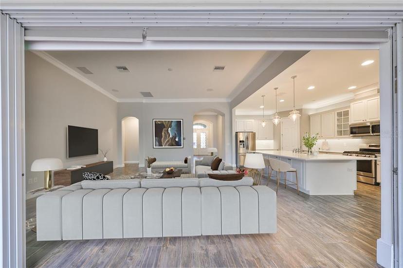 Picture of 6321 Voyagers Place, Apollo Beach FL 33572