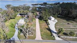 Picture of 1006 W Lake Hamilton Drive, Winter Haven, FL 33881