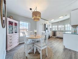 Picture of 2601 Gulf Drive N Unit 427, Bradenton Beach, FL 34217