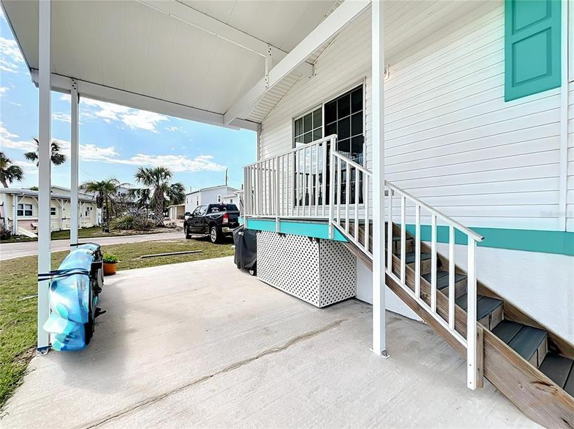 Picture of 2601 Gulf Drive N Unit 427, Bradenton Beach FL 34217